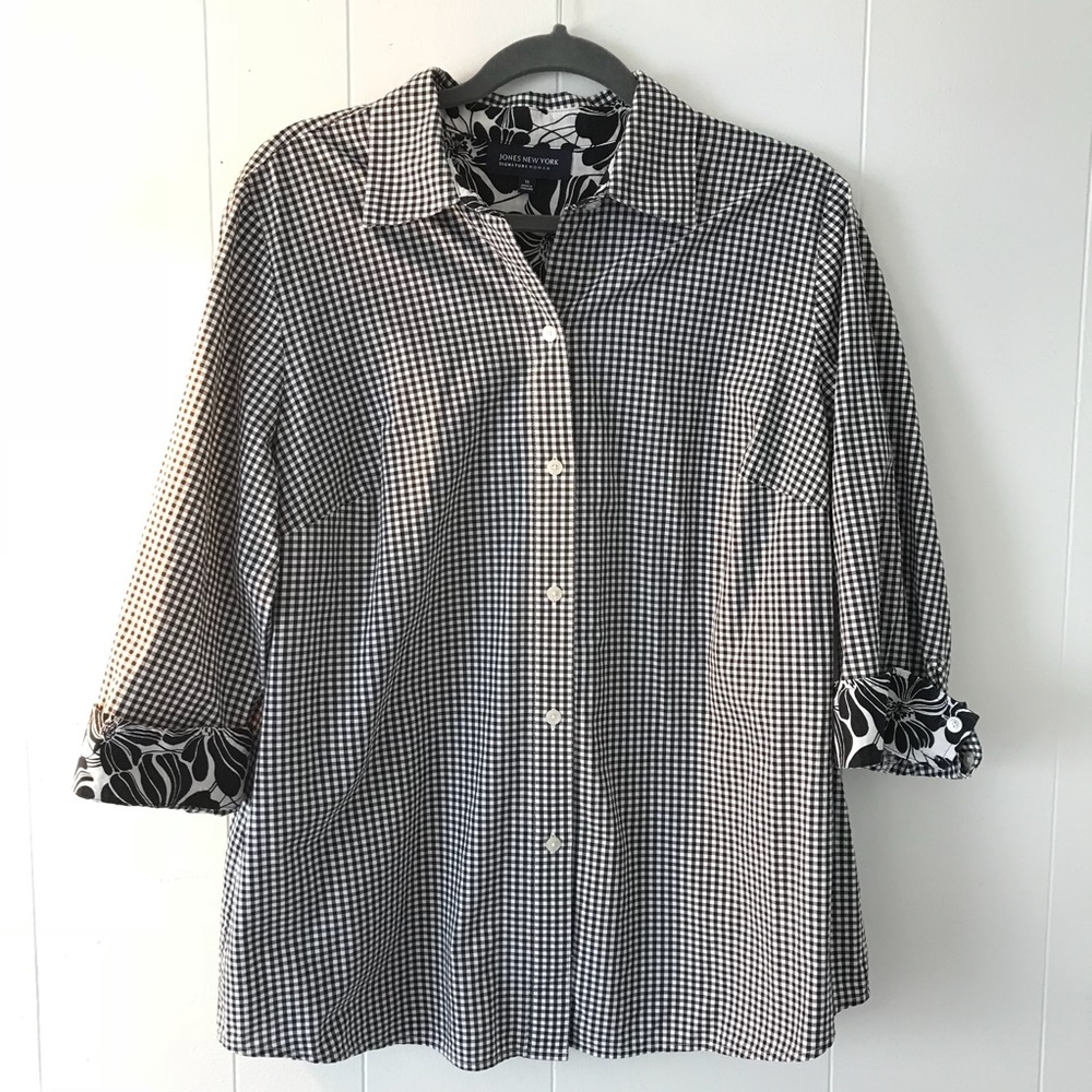 LIKE NEW Jones New York Button Down